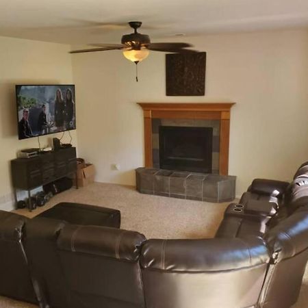 2 Master Suites/3 King Beds/4 Bath/Mins To Airport Colorado Springs Bagian luar foto