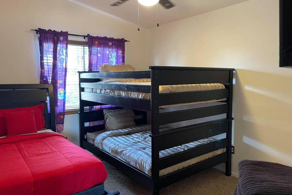 2 Master Suites/3 King Beds/4 Bath/Mins To Airport Colorado Springs Bagian luar foto